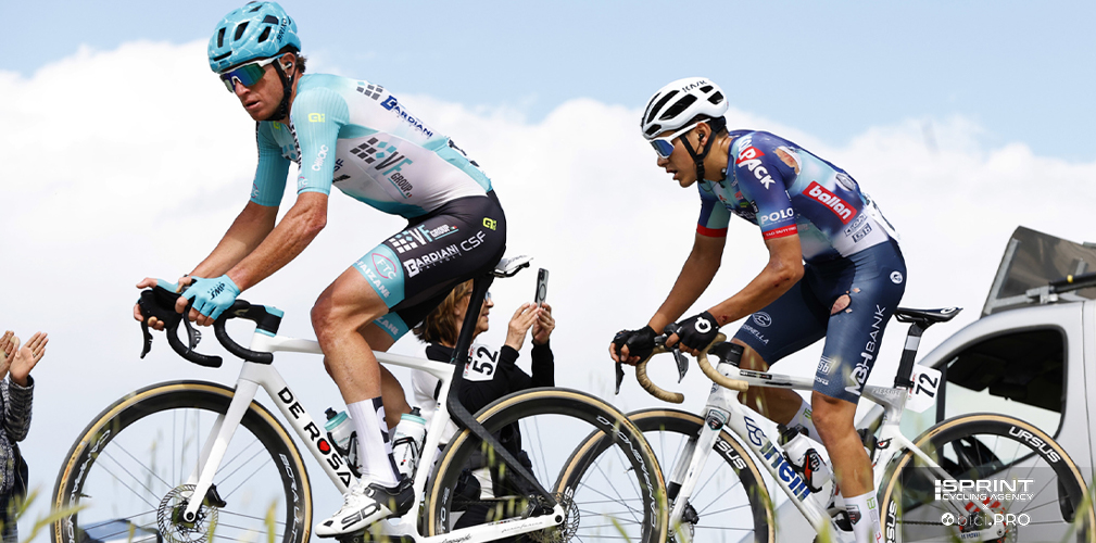 Diego Bracalente alle spalle di Filippo Fiorelli, Giro della Romagna 2024