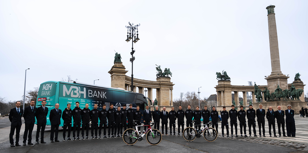 Presentazione MBH Bank-Csb-Telecom Fort, Budapest, Piazza degli Eroi (foto Think Bold)