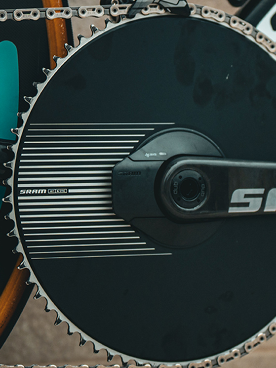 Per la seconda tappa a cronometro del UAE Tour, Evenepoel ha spinto una monocorona da 68 denti (immagine Sram)