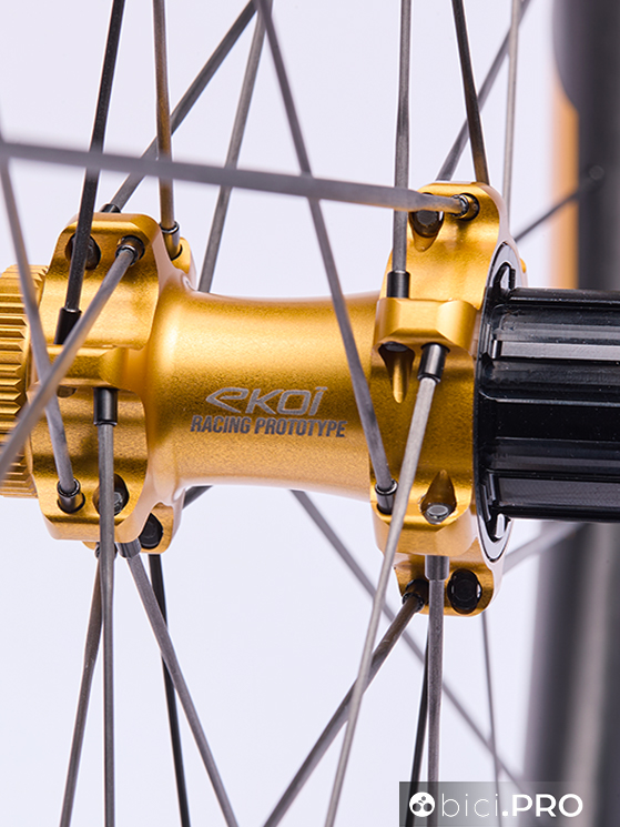 Ekoi RR, arrivano 3 nuove ruote da strada e puntano molto in alto