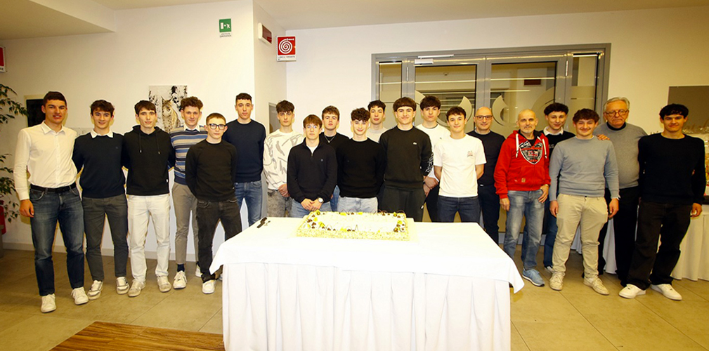 Ai promi di febbraio, il VC Orsago ha radunato i suoi atleti 2025 e quelli del 2026 per una cena (foto Bolgan)