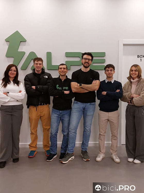 Sono due nutrizionisti, due psicologi e tre preparatori le figure che lavoreranno direttamente con gli allievi e di concerto con un comitato tecnico