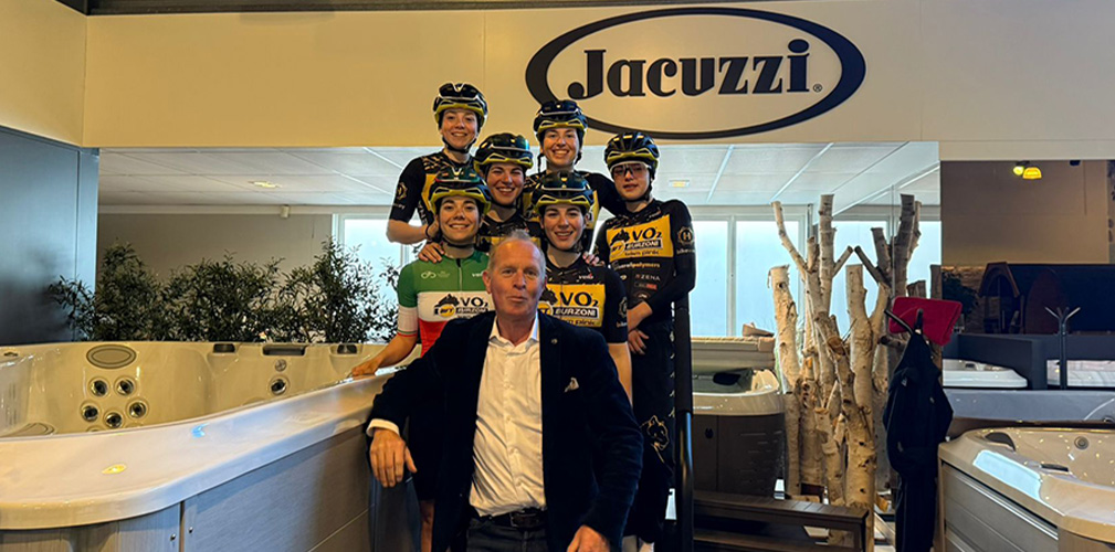 Le ragazze della BFT Burzoni sono state ospiti della azienda Jozon, sponsor principale della gara