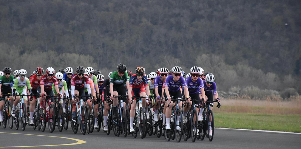 Con la D'Agnese in fuga, le compagne della Ceresetto hanno fatto buona guardia nel gruppo per proteggerla