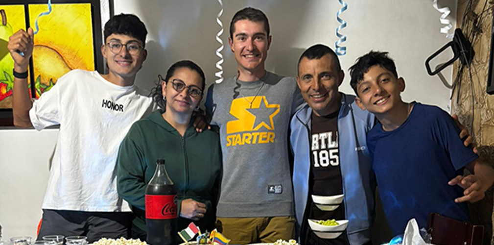 Il 10 febbraio la famiglia di Edward Cruz ha organizzato una festa a sorpresa per il compleanno di Covili