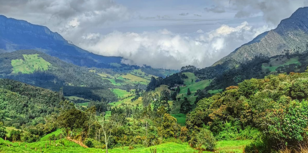 Nonostante le vette delle Ande, Covili è riuscito a fare giornate di scarico sull'altopiano di Bogotà