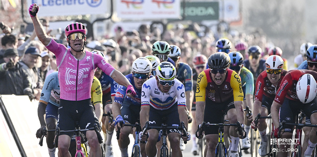 Il primo squillo alla Parigi-Nizza era stato dell'americano Lamperti, primo al traguardo di Carrières sous Poissy