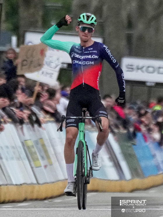 Prima della Strade Bianche Seixas aveva vinto la Faun Ardeche con numeri prestativi clamorosi