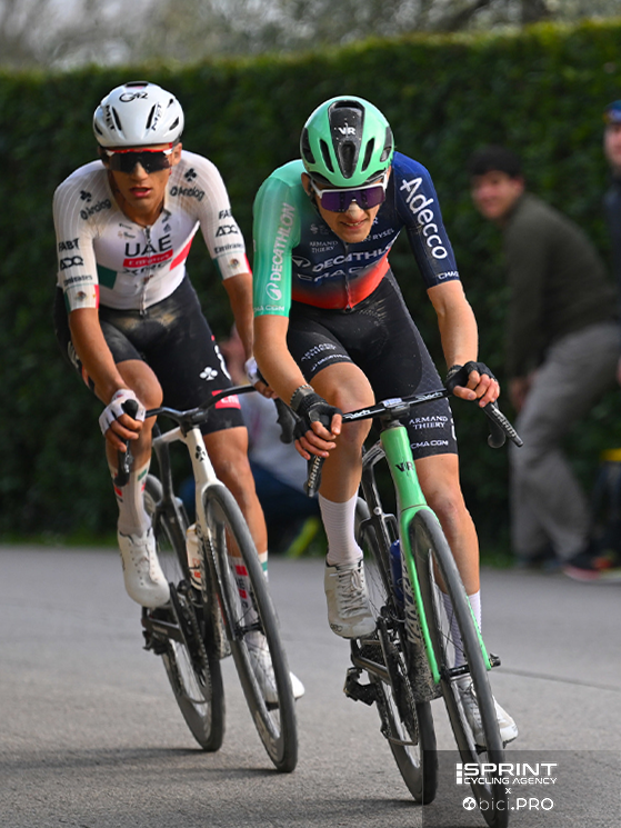 La Strade Bianche è stata la prima tra le classiche di primavera in cui abbiamo visto Pogacar, e la UAE, all'opera, assieme alla nuova stella Seixas