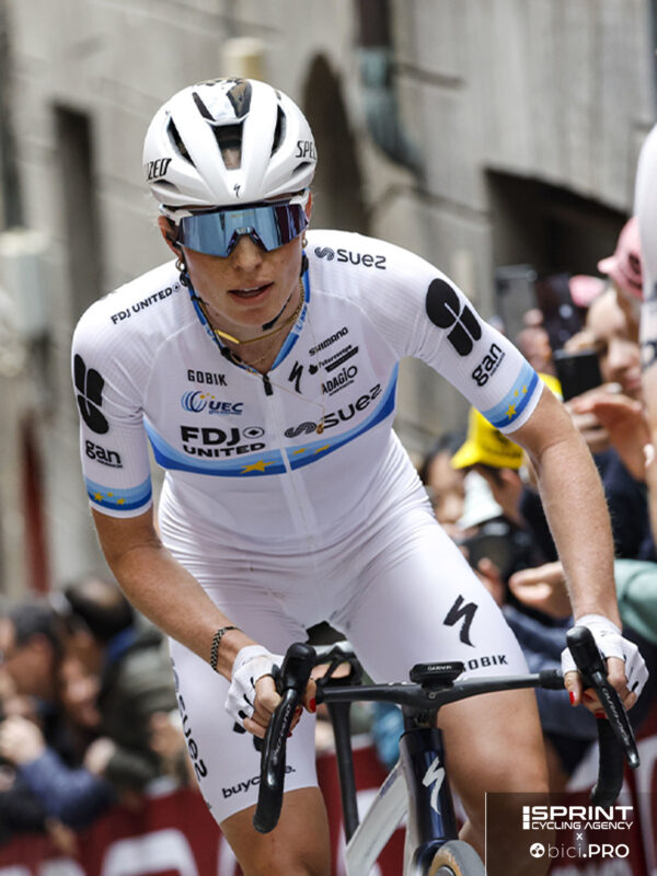 Demi Vollering è nata il 15 novembre 1996. Quest'anno è alla sua seconda stagione nella FDJ United-Suez