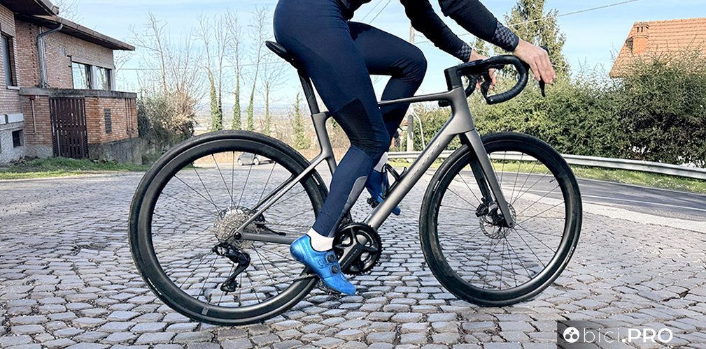 Scott Addict RC Pro vs Scott Addict 20, il racing sfida il comfort