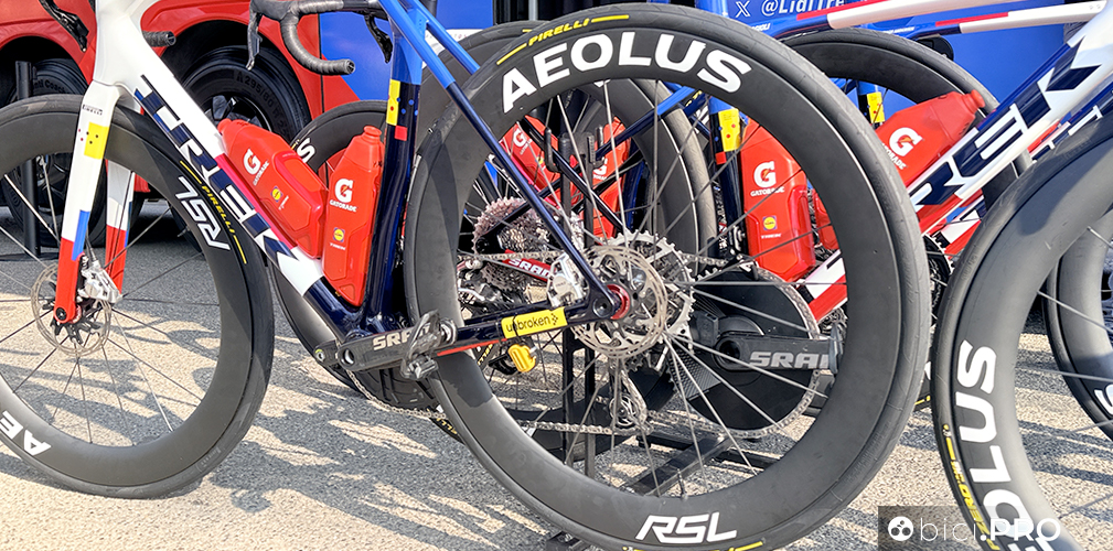 Tifo da stadio, monocorona e molto altro alla Milano-Sanremo 2026