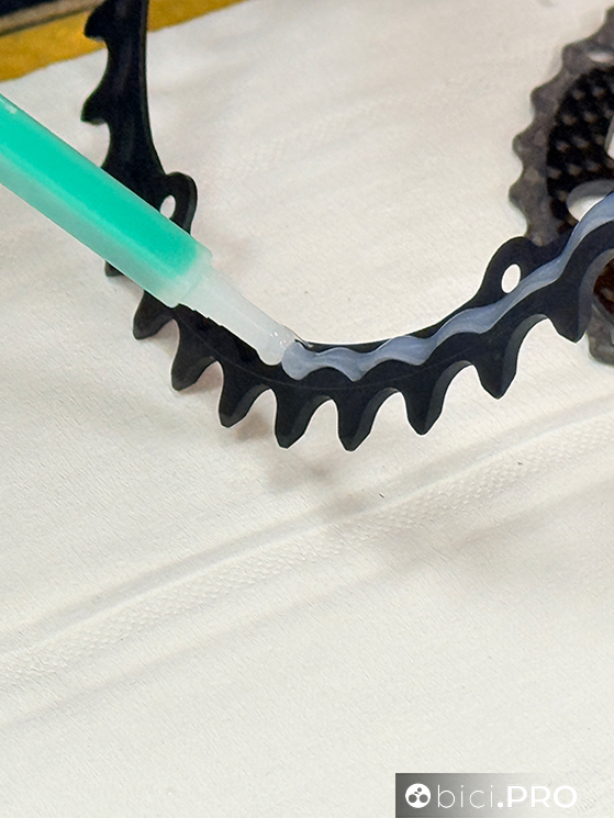 Carbon-Ti, eccellenza italiana che ha sdoganato la personalizzazione nel mondo road