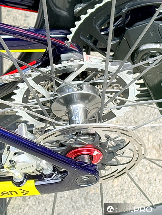 Chicche tecniche dalla Strade Bianche 2026 tra vincitori e vinti