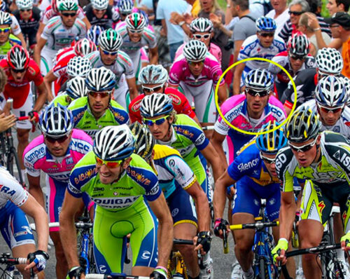 Il Giro delle Fiandre e MAuro Da Dalto inq uel 2009. Ancora oggi il veneto porta gruppi di turisti a veere la corsa fiamminga