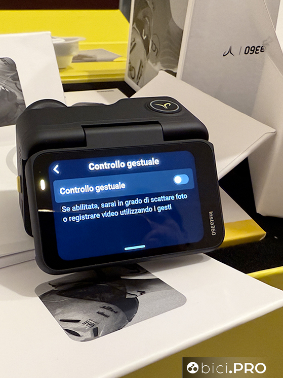 Insta360 Go Ultra Pogacar Edition, edizione limitata ed unica