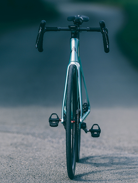 Avona Velum, senza tanti clamori da World Tour, ma una bici che vale (molto)