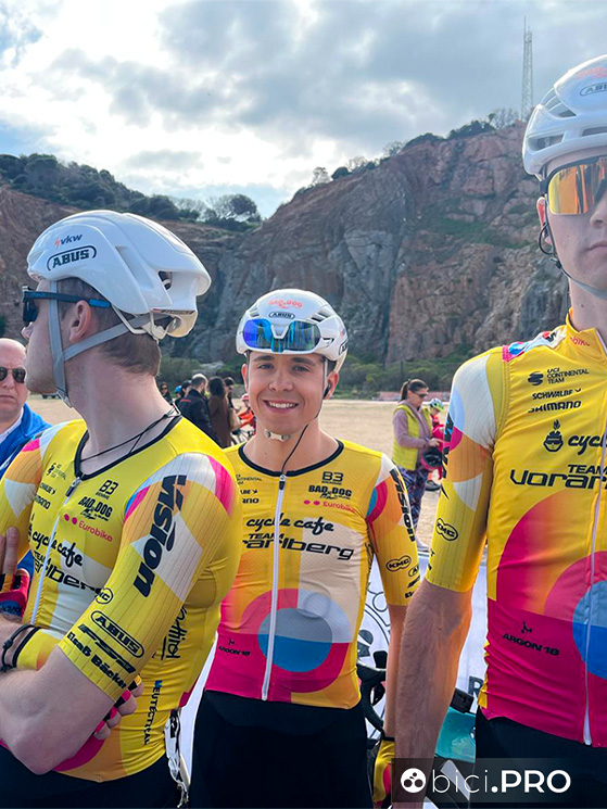 Da quest'anno Cireddu, classe 2004, corre con la continental austriaca Team Voralberg in cui corre anche l'altro italiano Ballabio