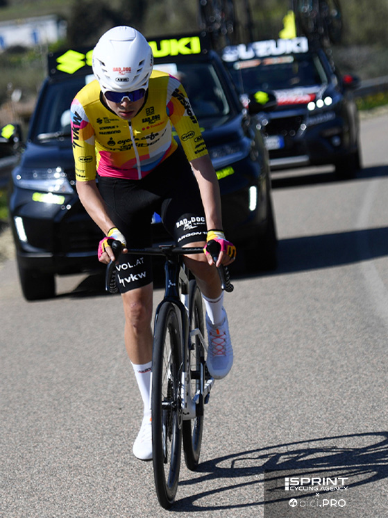 Terza tappa al Giro della Sardegna, Cireddu riconosce il tratto giusto e va all'attacco