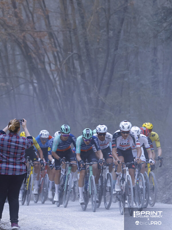 MatxinUAE Emirates e Decathlon che tirano alla Strade Bianche, Matxin