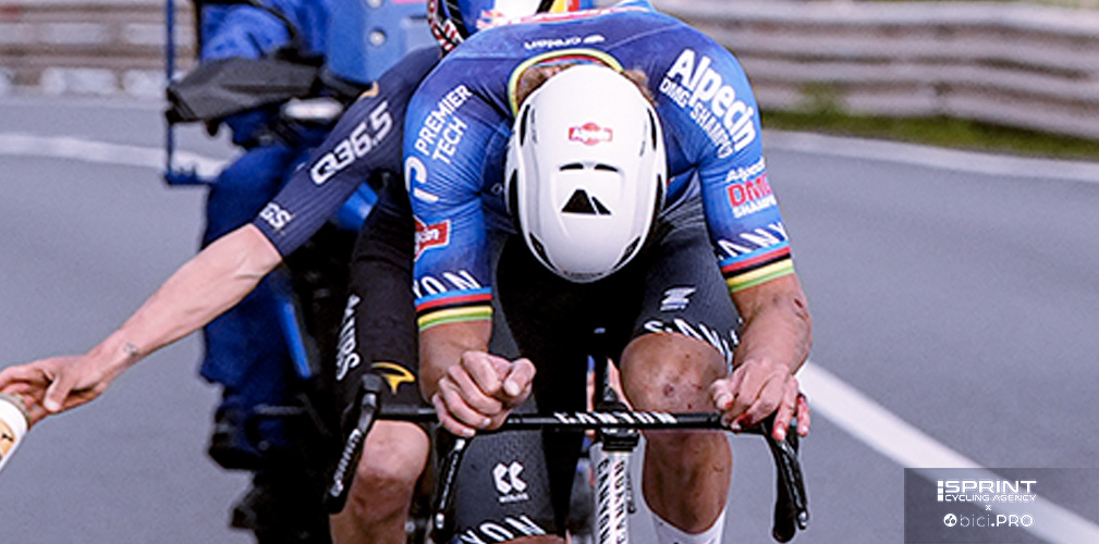 Sanremo. VdP è caduto e non riesce ad impugnare bene il manubrio con la mano destra sanguinante. Dettaglio chiave della sua Classicissima?