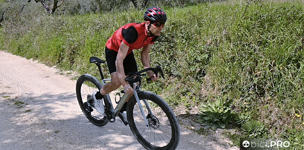 In salita danza con noi, senza perdere aderenza. La Terra Race è ben equlibrata