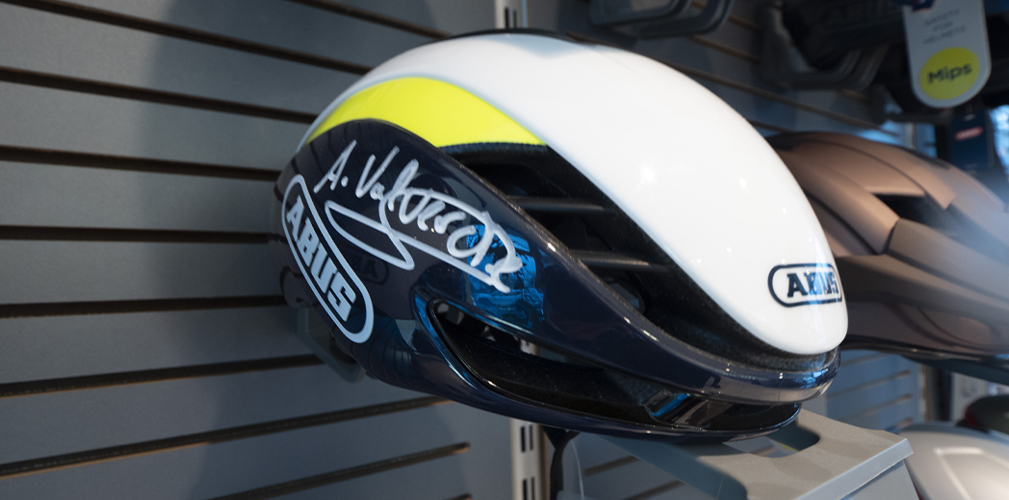 Abus, casco Alejandro Valverde