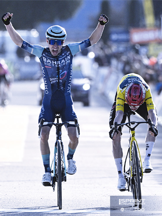 Jonas Vingegaard e Lenny Martinez