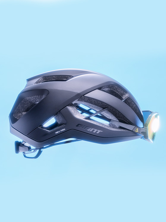 casco Giant Pursuit