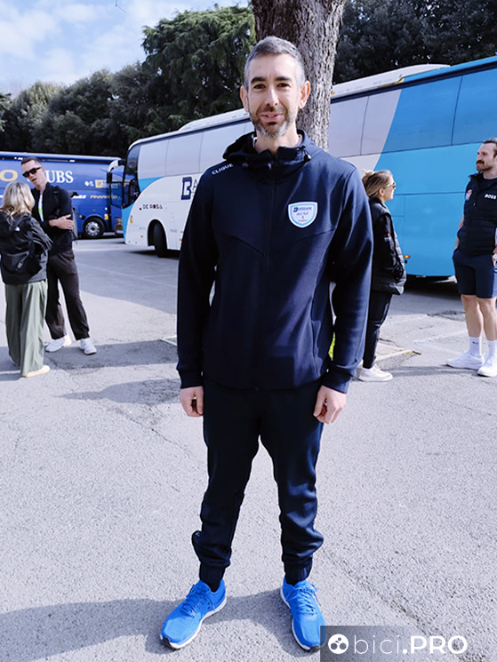 Andrea Giorgi, medico e preparatore della Bardiani-CSF, torque