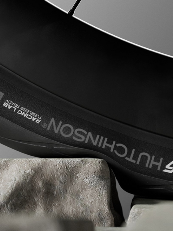 Hutchinson, Blackbird 34 mm