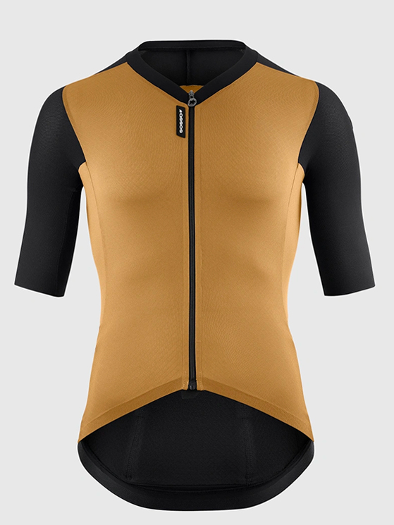 La maglia per il gravel ad alta intensità si chiama Assos Tactica T5