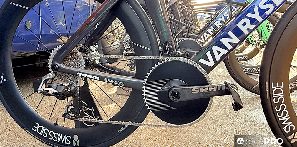 Tifo da stadio, monocorona e molto altro alla Milano-Sanremo 2026