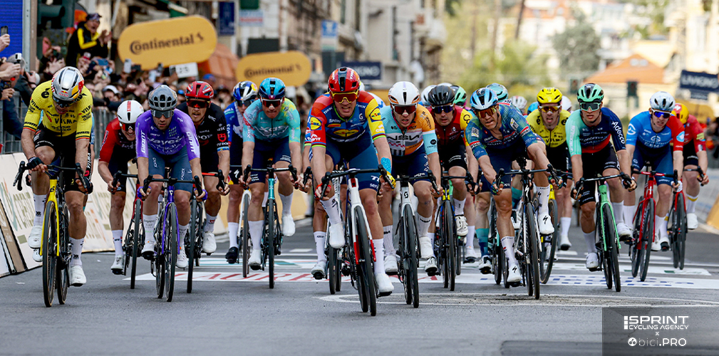 Finale della Sanremo: Van Aert ha colto il terzo posto, Pedersen è quarto, Vendrame sesto