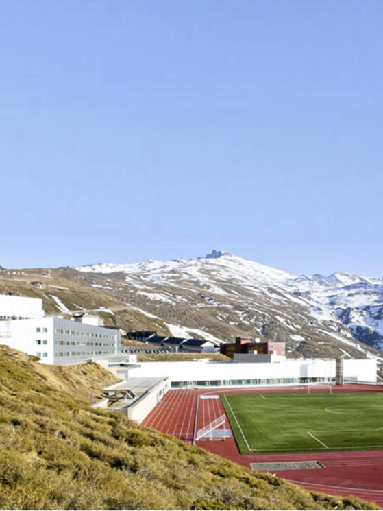 Vendrame si sta allenando in altura al Centro Alto Rendimento di Sierra Nevada (foto CAR)