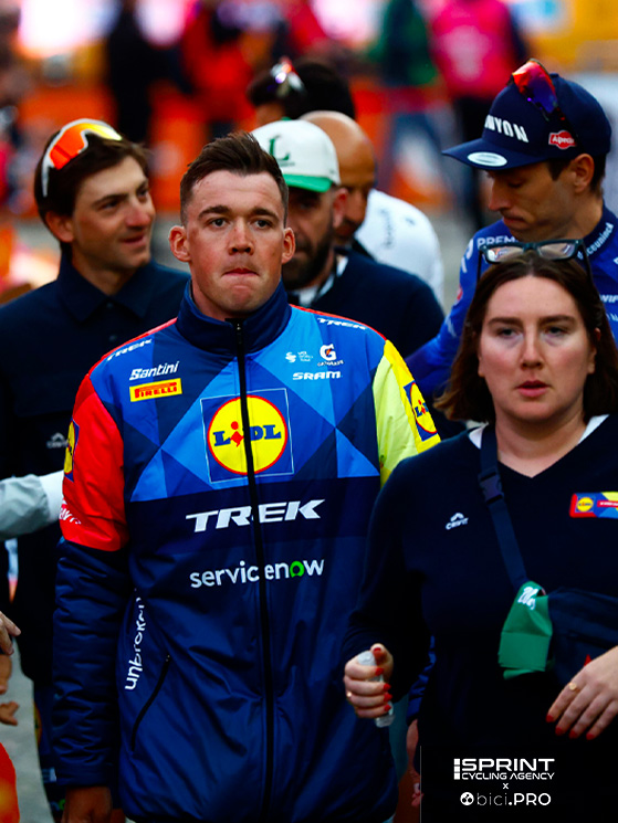 Pedersen arriva alla Sanremo a sorpresa, avendo bruciato i tempi del rientro: quale resistenza avrà?