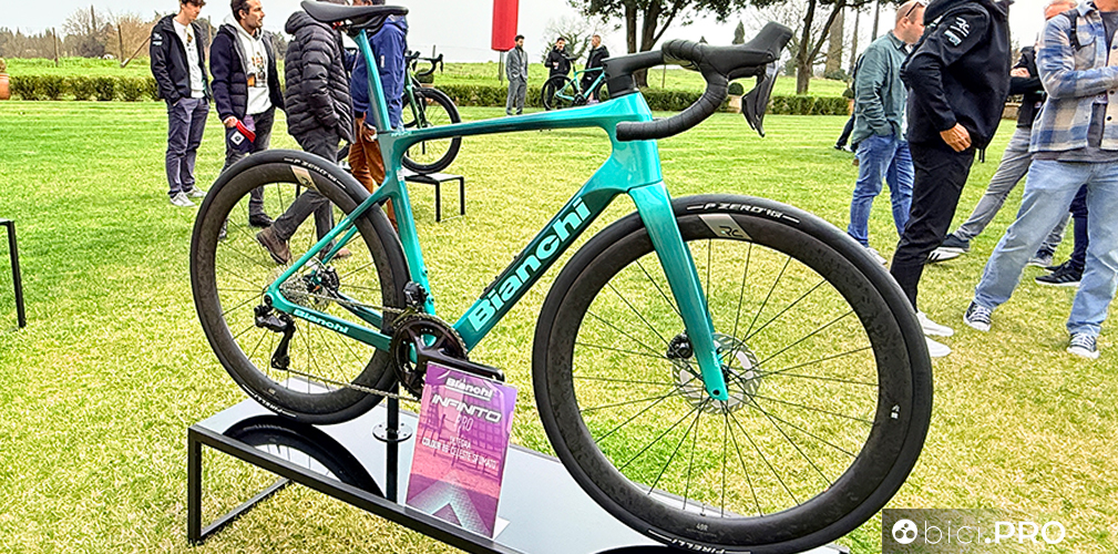 Nuova Bianchi Infinito, bici allround e gravel ready