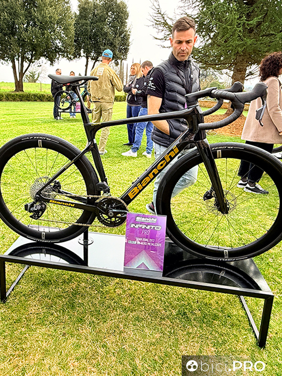 Nuova Bianchi Infinito, bici allround e gravel ready