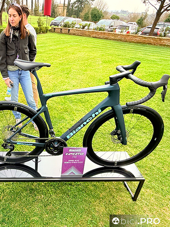 Nuova Bianchi Infinito, bici allround e gravel ready