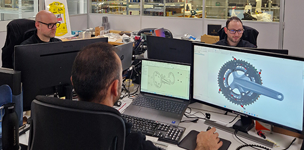 Carbon-Ti, eccellenza italiana che ha sdoganato la personalizzazione nel mondo road
