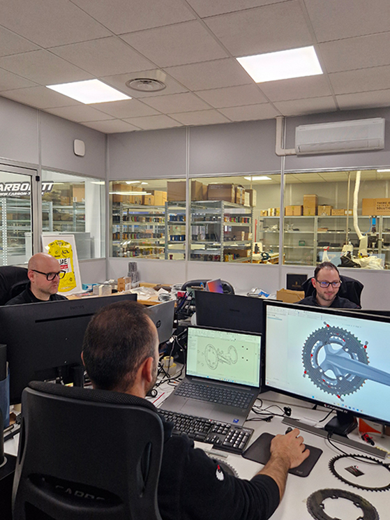 Carbon-Ti, eccellenza italiana che ha sdoganato la personalizzazione nel mondo road