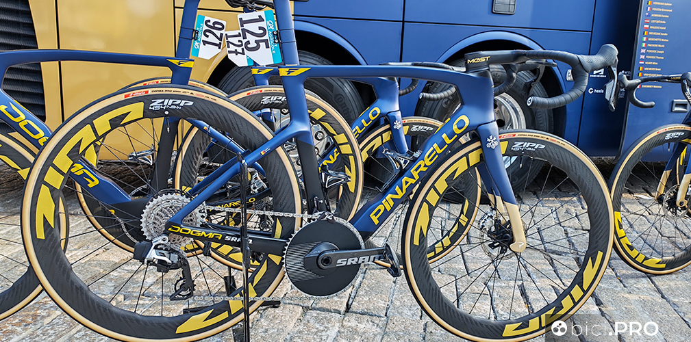 Tifo da stadio, monocorona e molto altro alla Milano-Sanremo 2026