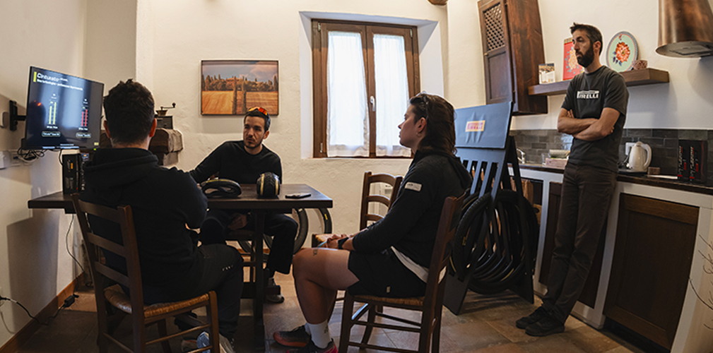 Pirelli P Zero Race SL-R, il nuovo tubeless aero completamente slick