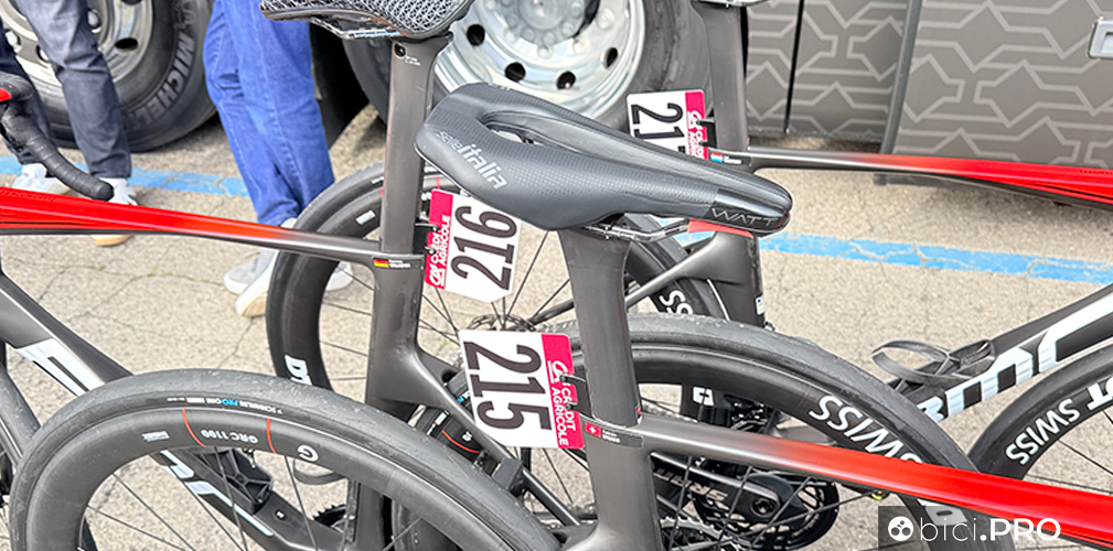 Chicche tecniche dalla Strade Bianche 2026 tra vincitori e vinti