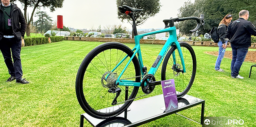 Nuova Bianchi Infinito, bici allround e gravel ready