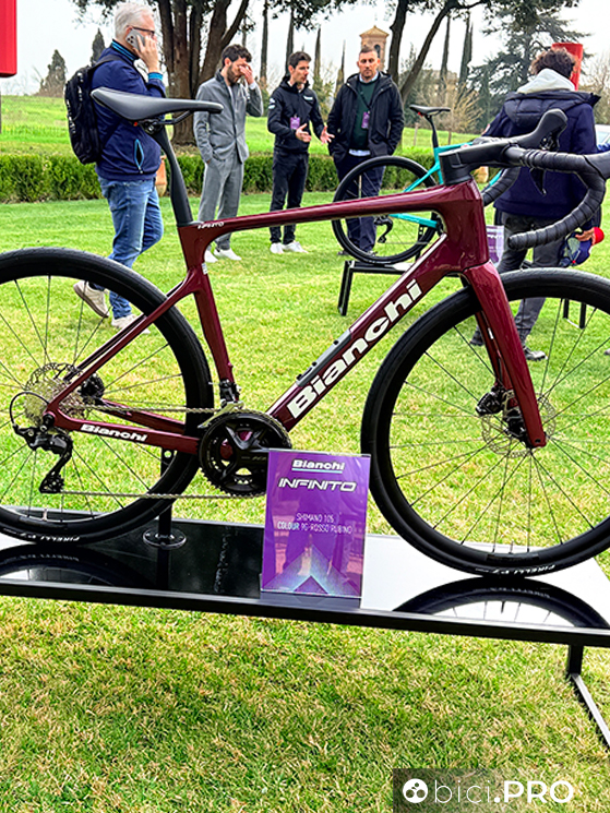 Nuova Bianchi Infinito, bici allround e gravel ready