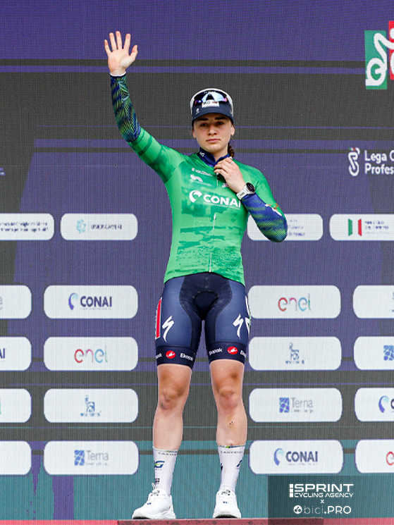 Letizia Borghesi premiata per la Coppa Italia delle Regioni non si fa una ragione dell'errore di percorso