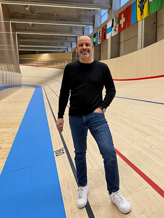 Loris Palà è il direttore della CMFG Arena. Nei giorni delle Olimpiadi l'impianto ha ospitato la nazionale femminile finlandese di hockey su ghiaccio