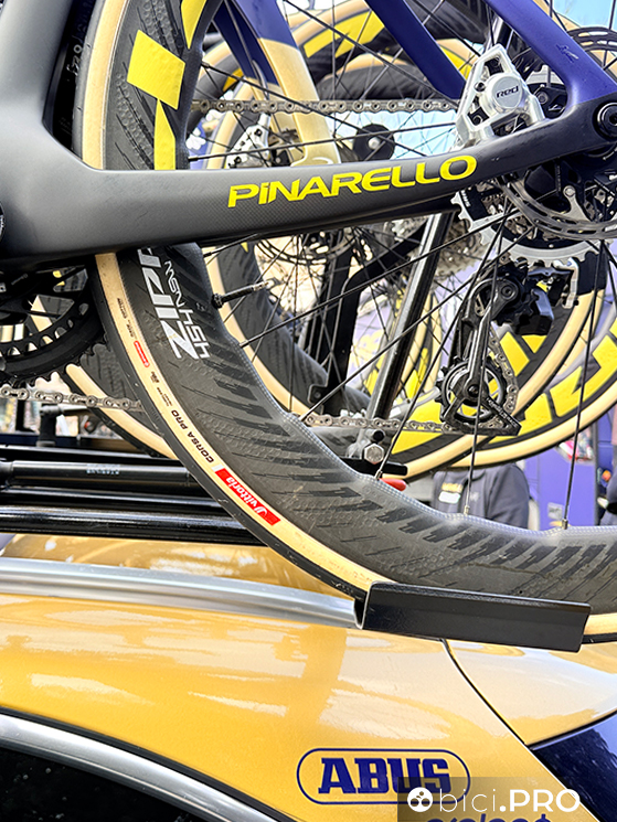 Chicche tecniche dalla Strade Bianche 2026 tra vincitori e vinti