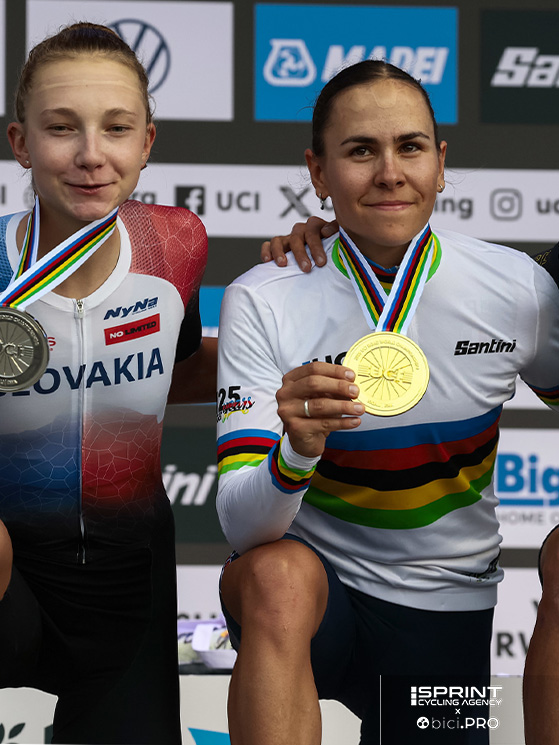 La Gery sul podio mondiale 2025, con la Chaldovova sua rivale anche nel ciclocross